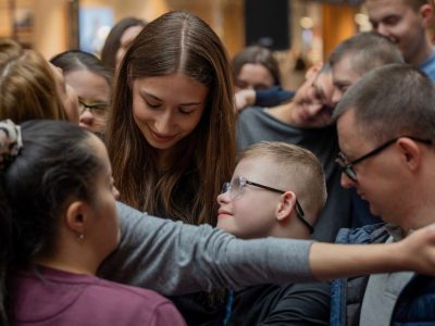 Učenici Srednje medicinske škole Katoličkog školskog centra „Sv. Josip“ Sarajevo na obilježavanju Svjetskog dana osoba s Down sindromom