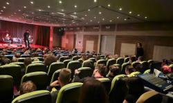 Osmaši otkrivali čari klasične glazbe na koncertu “Muzički dijalog”