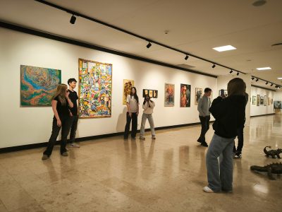 Posjet izložbi u galeriji Collegium Artisticum